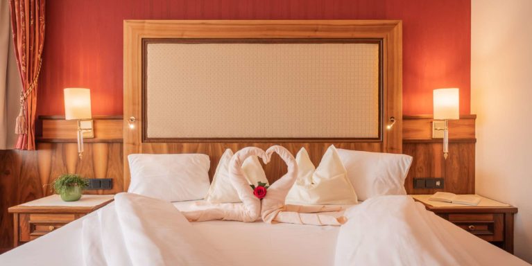 doppelzimmer-royal-alpenpark-seefeld-innenaufnahme-2710-dj