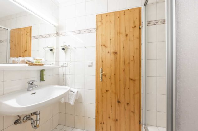 doppelzimmer-seefeld-alpenpark-innenaufnahme-2222-dj