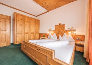 juniorsuite-rosshuette-alpenpark-seefeld-innenaufnahme-2670-dj