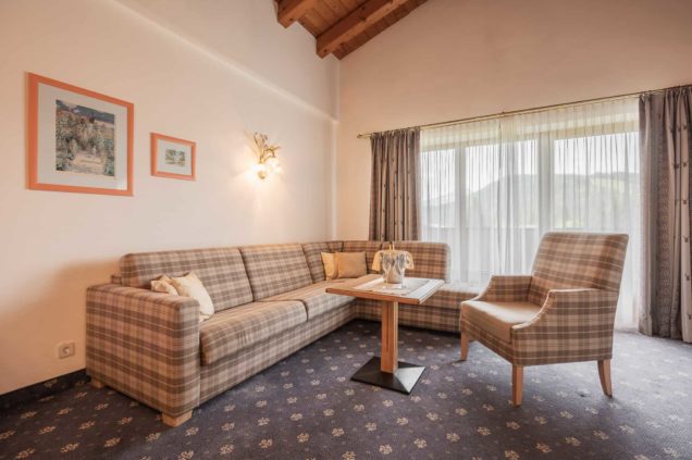 praesidentensuite-alpenpark-seefeld-innenaufnahme-3815-dj